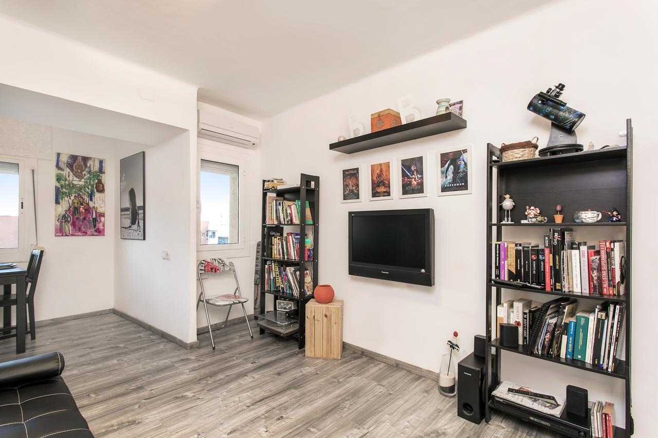 Apartamento Baba Л'Успіталет-да-Любрагат Екстер'єр фото